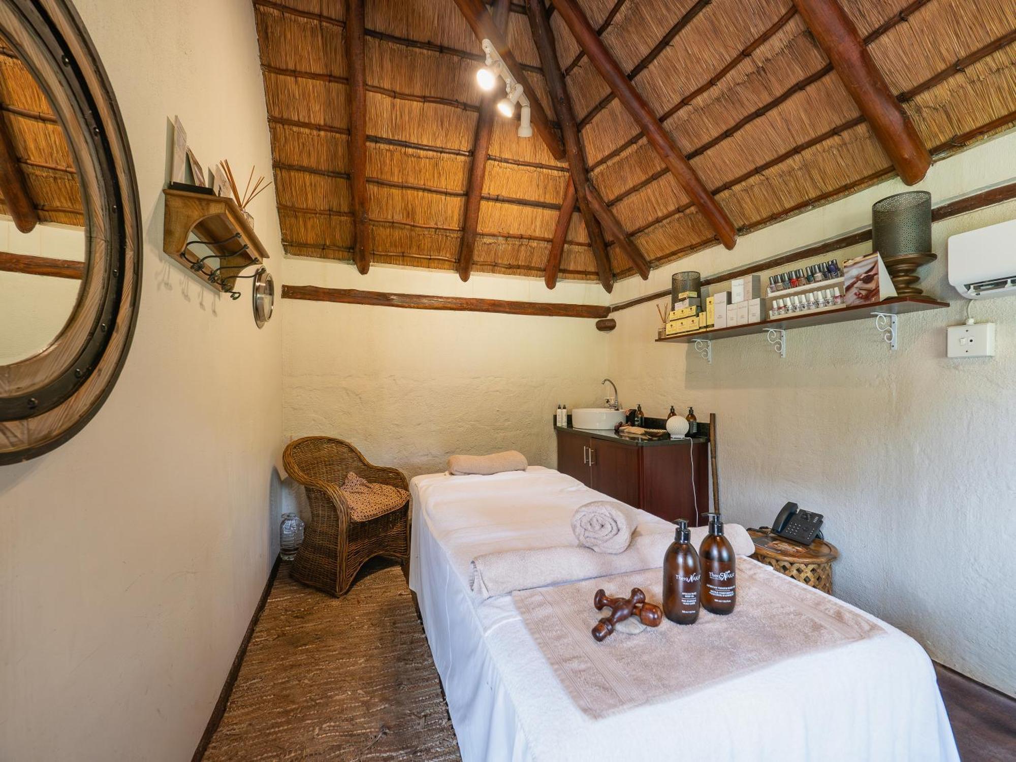 Nyati Safari Lodge โฮดสปรูท ภายนอก รูปภาพ
