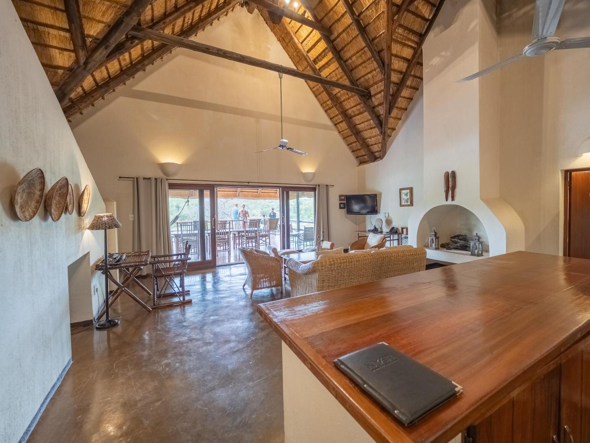 Nyati Safari Lodge โฮดสปรูท ภายนอก รูปภาพ
