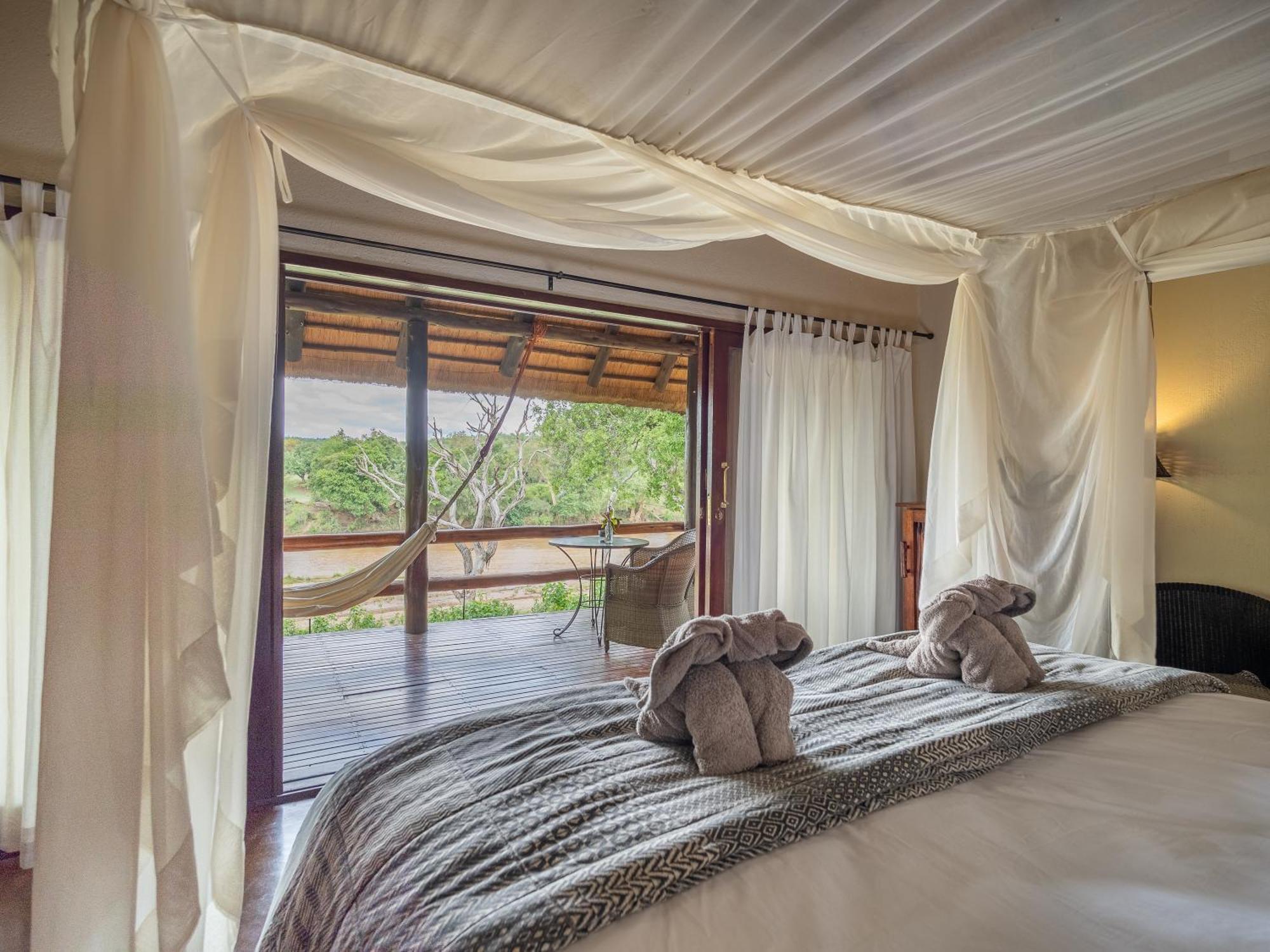 Nyati Safari Lodge โฮดสปรูท ภายนอก รูปภาพ